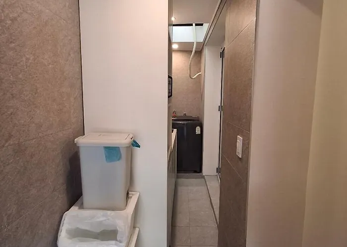 Two-bedroom In Sinchon *