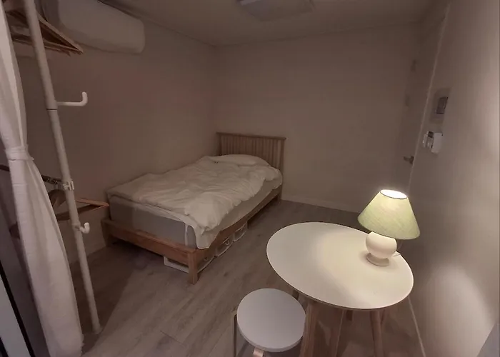Two-bedroom In Sinchon